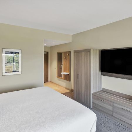 Holiday Inn Express & Suites Fort Walton Beach - Eglin Area By Ihg Buitenkant foto