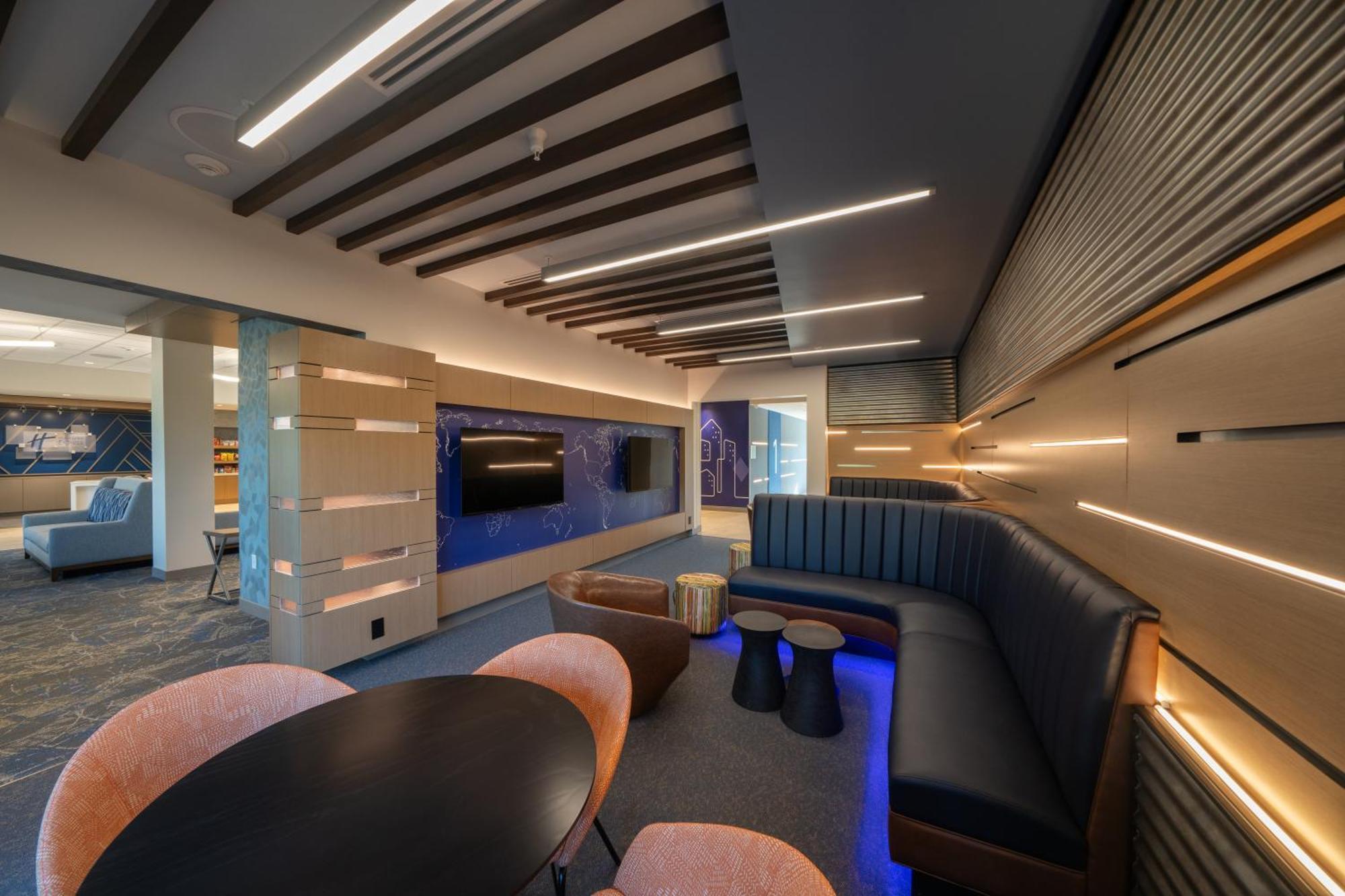 Holiday Inn Express & Suites Fort Walton Beach - Eglin Area By Ihg Buitenkant foto