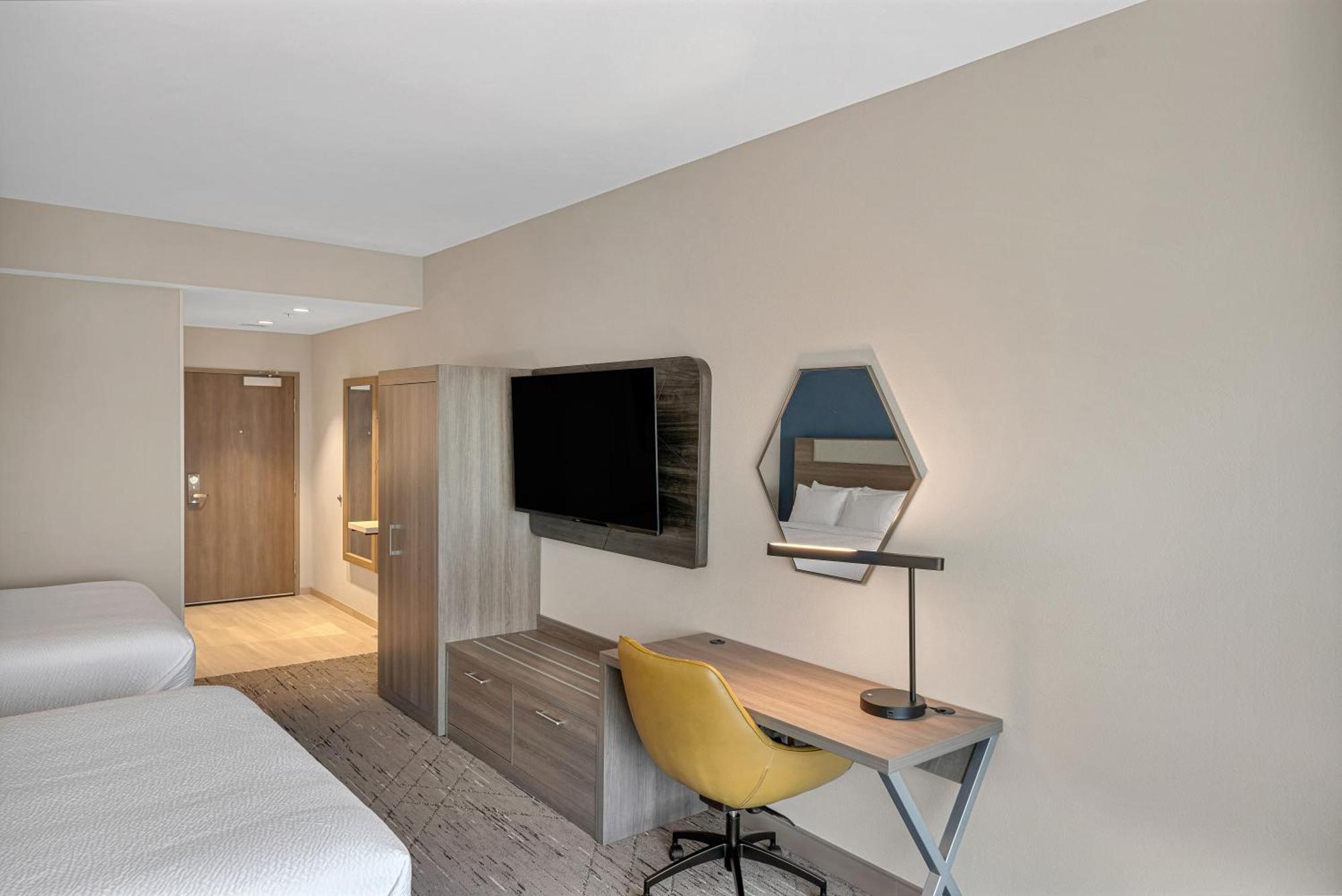 Holiday Inn Express & Suites Fort Walton Beach - Eglin Area By Ihg Buitenkant foto