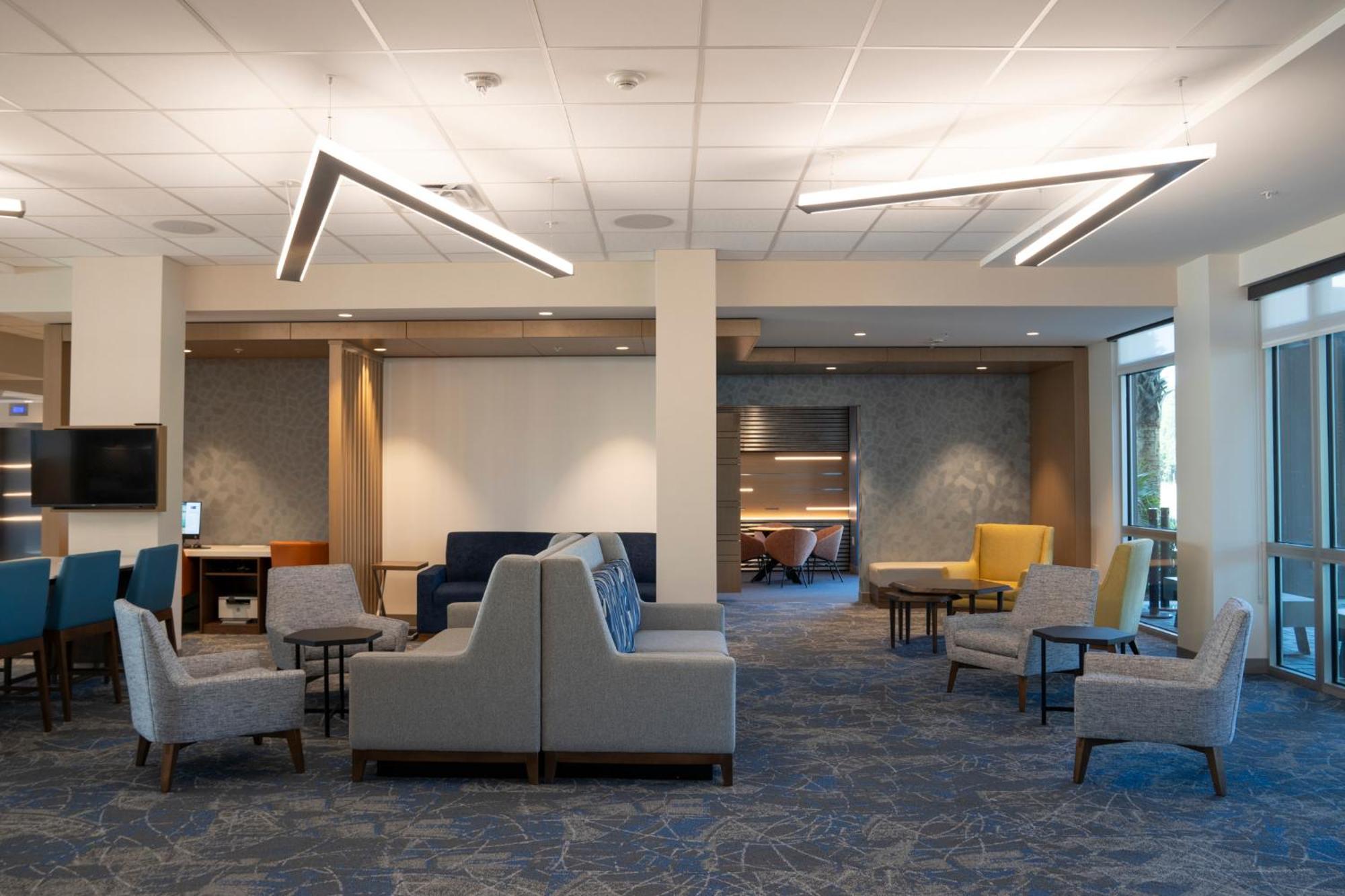 Holiday Inn Express & Suites Fort Walton Beach - Eglin Area By Ihg Buitenkant foto