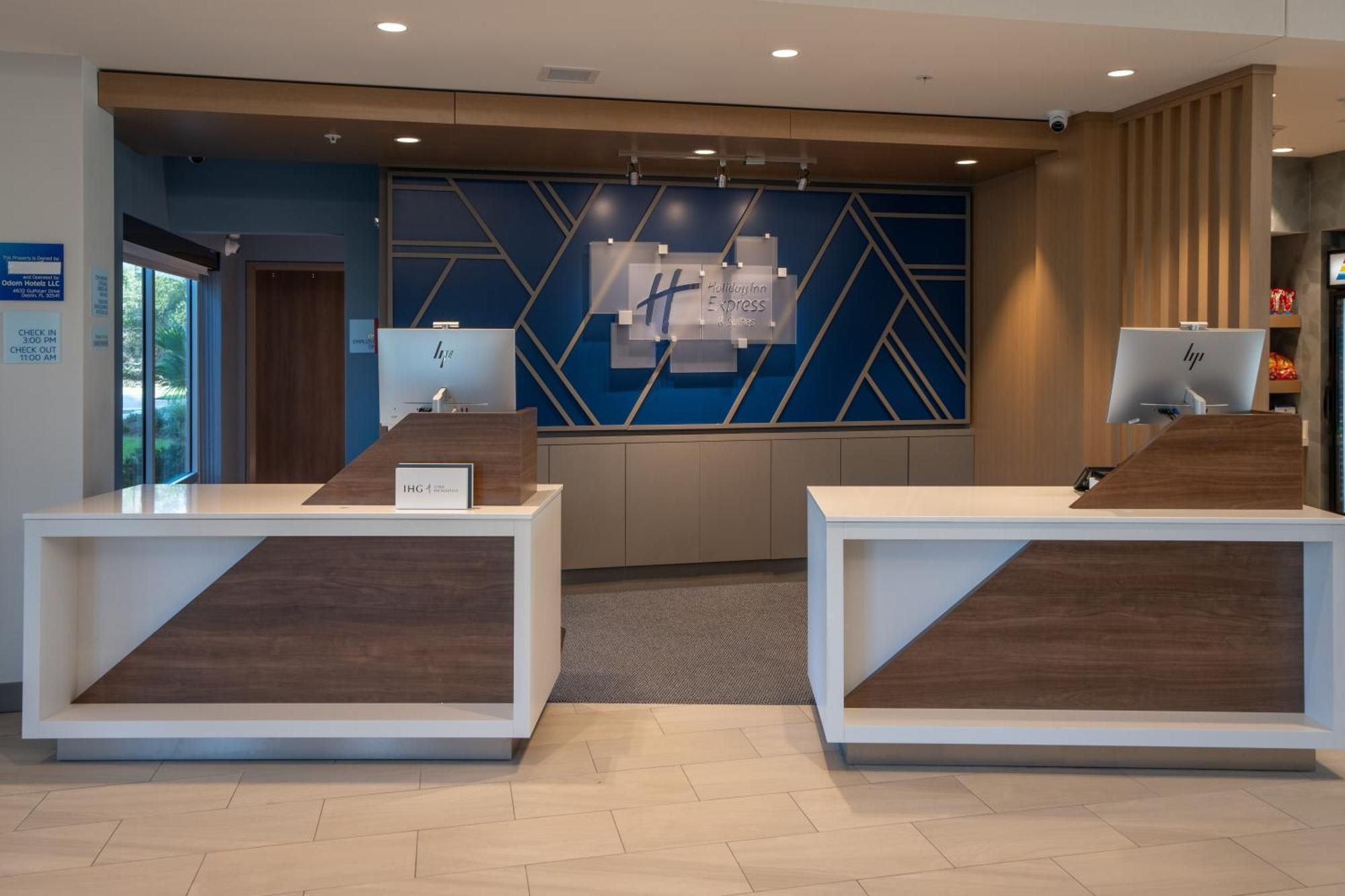 Holiday Inn Express & Suites Fort Walton Beach - Eglin Area By Ihg Buitenkant foto