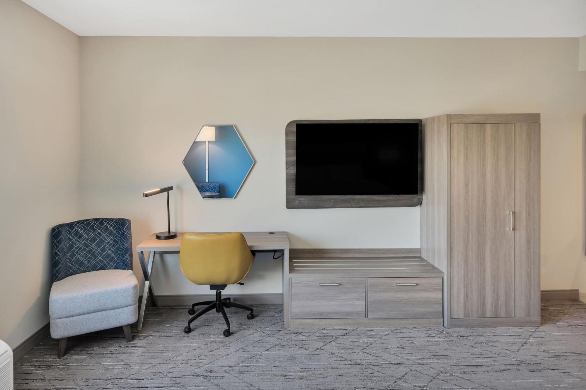 Holiday Inn Express & Suites Fort Walton Beach - Eglin Area By Ihg Buitenkant foto