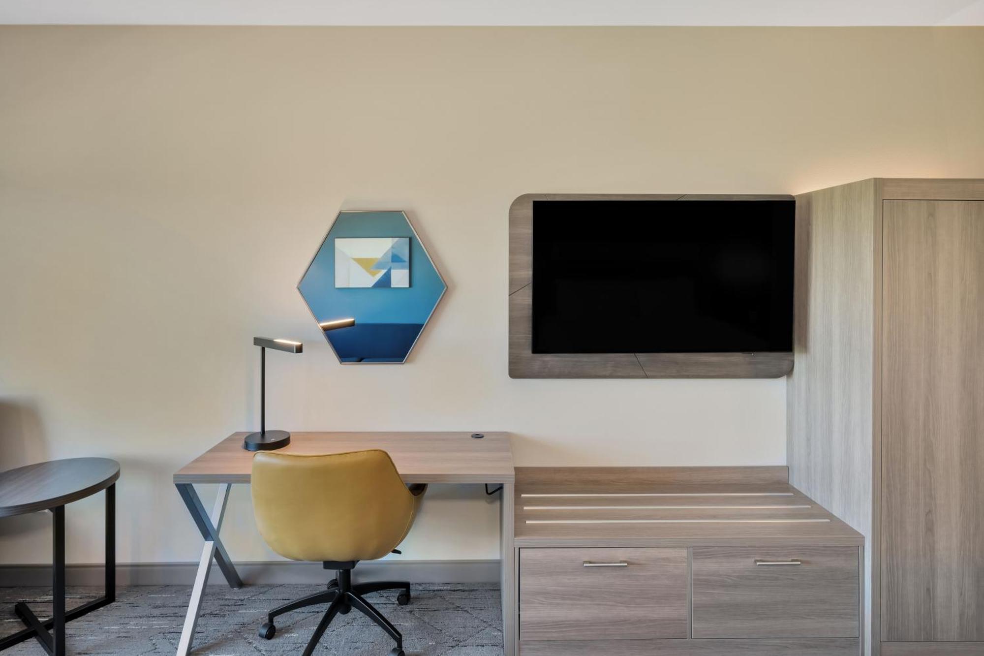 Holiday Inn Express & Suites Fort Walton Beach - Eglin Area By Ihg Buitenkant foto